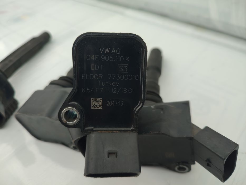 Катушка зажигания Volkswagen VAG 04Е905110К.