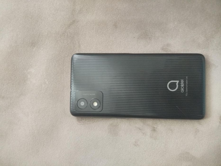 Telefon alcatel 1B