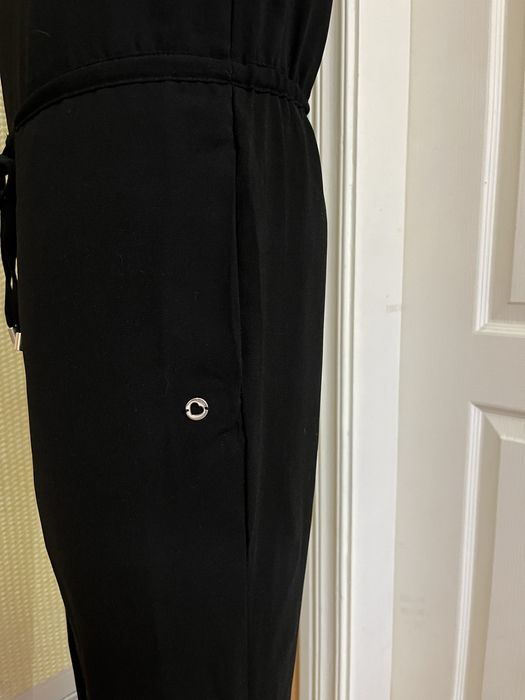 Жіночий комбінезон