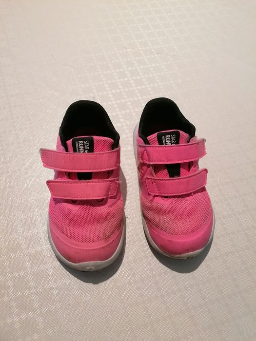 Ténis Nike menina tamanho 23.5