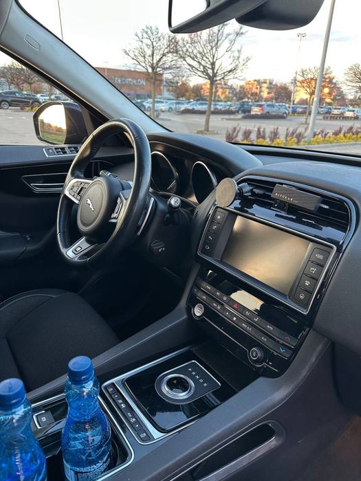 Jaguar F-Pace 2018