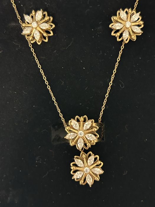Conjunto em aço novo
