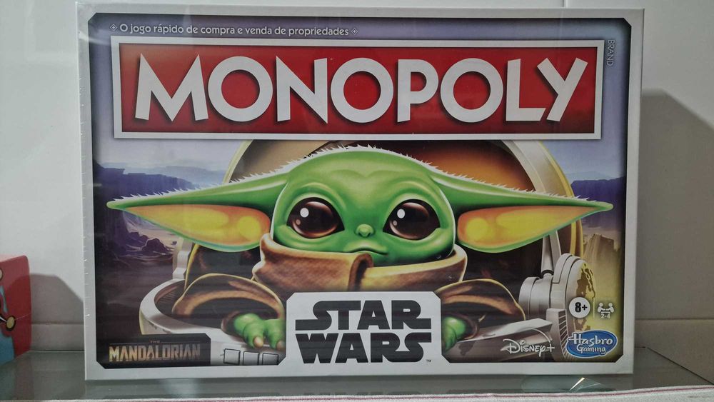 Brinquedos novos e embalados