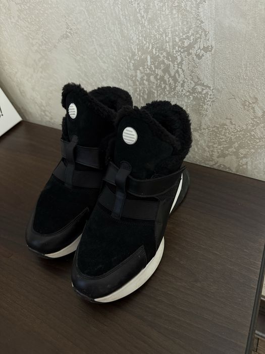 Жіночі зимове взуття