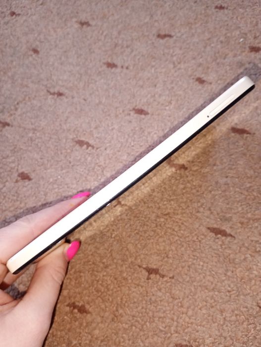 Продам телефон Motorola g14