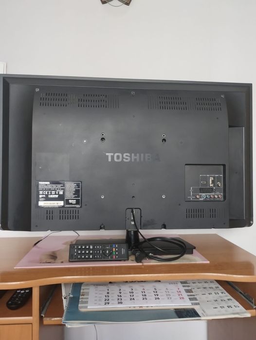 Telewizor toshiba 40 cali