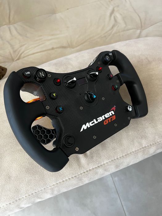 Volante fanatec mclaren gt3