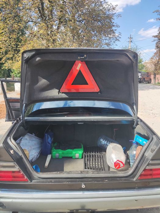 Продам Мерседес w124 рестайлинг