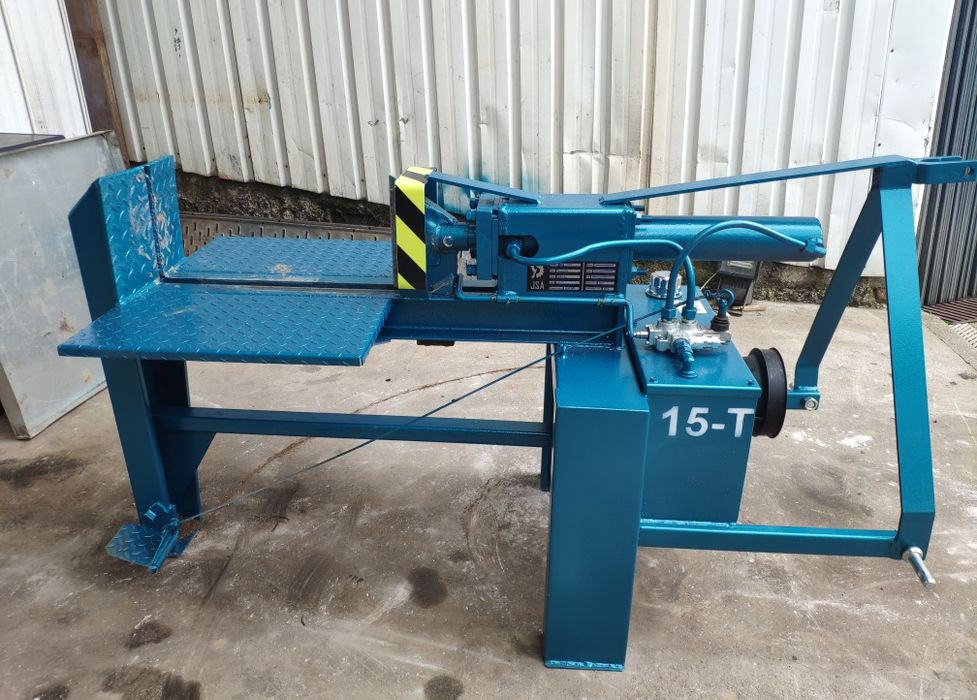 Rachador de lenha trator 15T