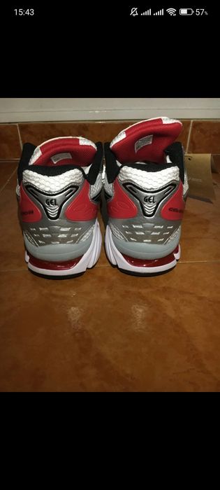 Asics Gel-Kayano 14 Red