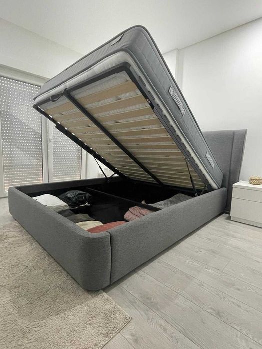 Cama Casal 200x160 + Colchão Molaflex Levity Airvex (Como Novo)