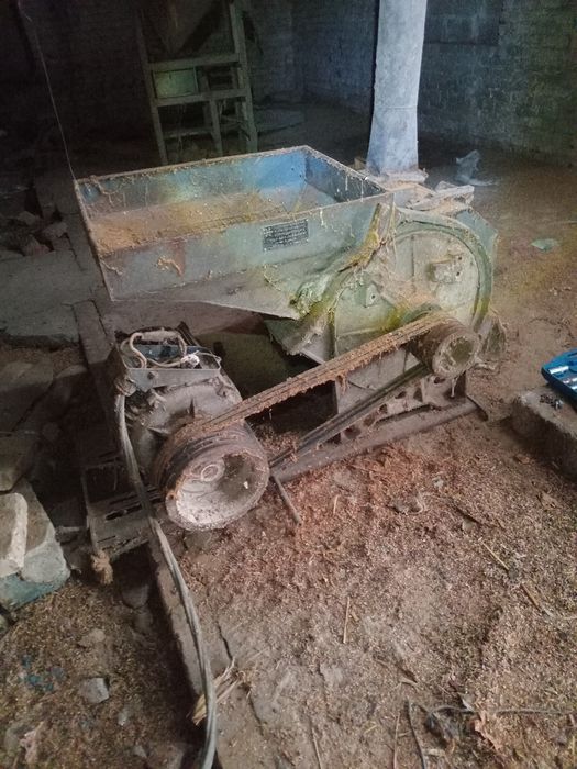 Продам зернодробілку КДУ. УКРАЇНА.