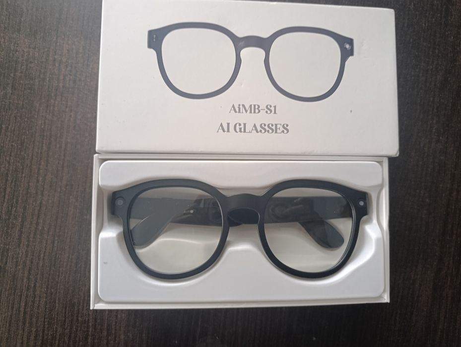 Ві окуляри з камерою та динаміки