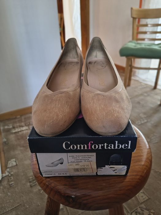 Buty skórzane czółenka Comfortabel