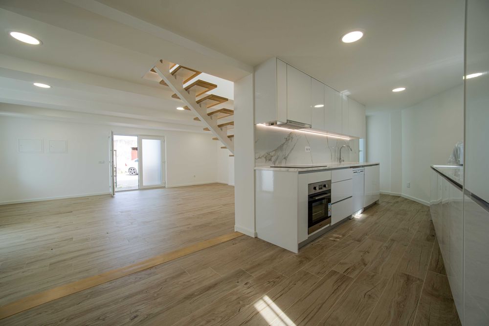 Moradia completamente Remodelada.