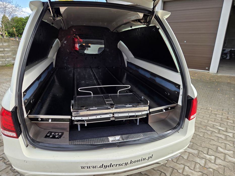 Karawan Pogrzebowy Mercedes W212 , Oryginał Pilato !!!