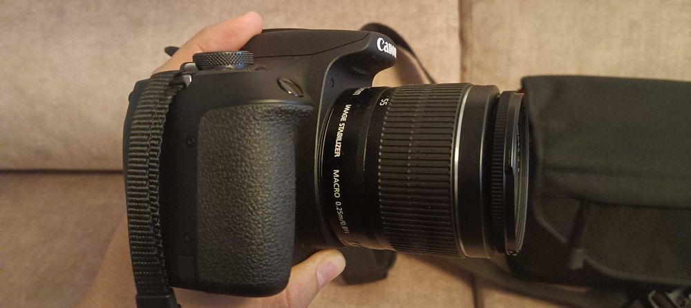 Canon Eos2000D + Bateria extra