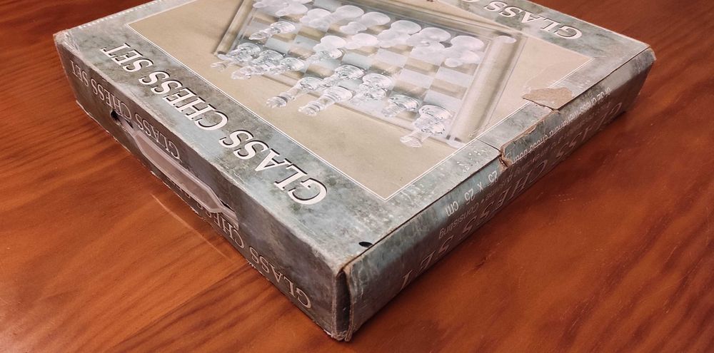 Jogo de Xadrez de Vidro (25 x 25 cm) [COM POUCO USO]