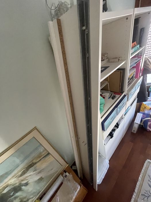 Cama de solteiro com gavetas