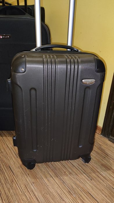 Сумка на колесах