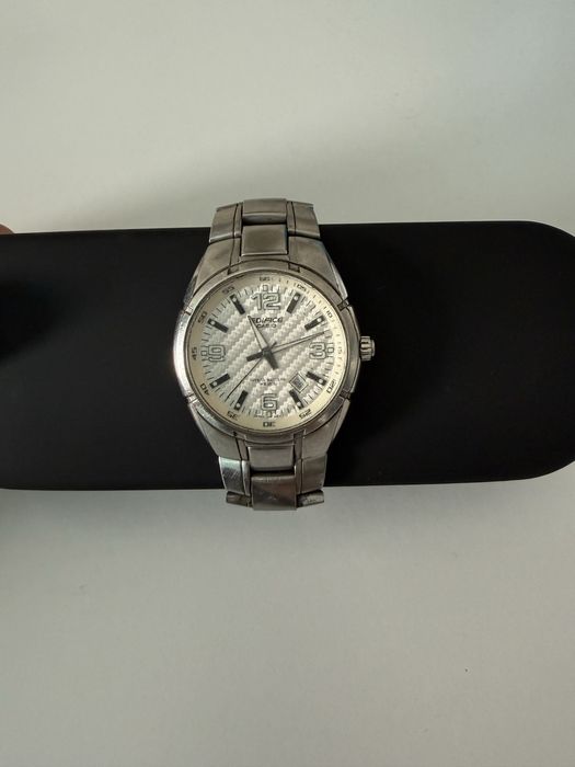 Чоловічий годинник Casio