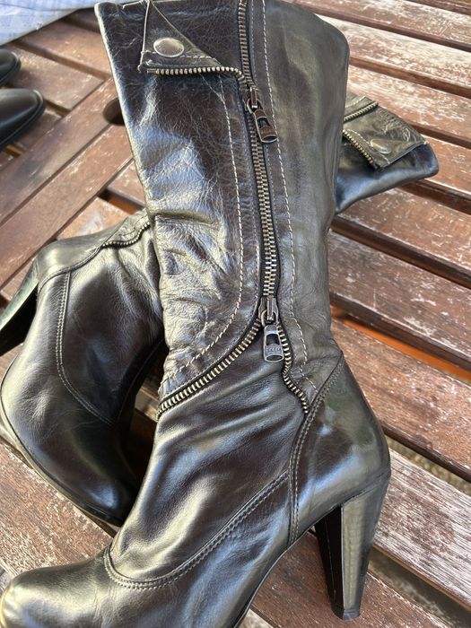 Botas pretas da Salsa