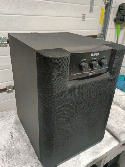 80Subwoofer aktywny YAMAHA YST-SW40