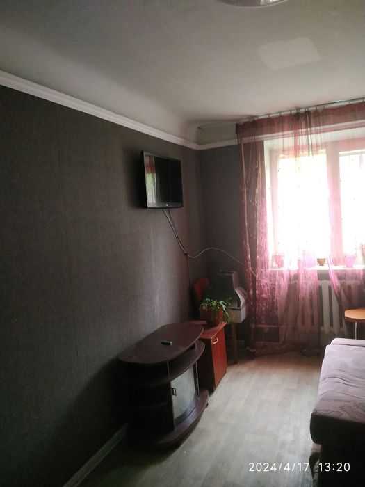 Продам 2/3. 2 комнатной квартиры