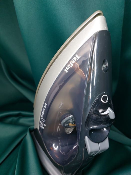 Żelazko parowe Tefal