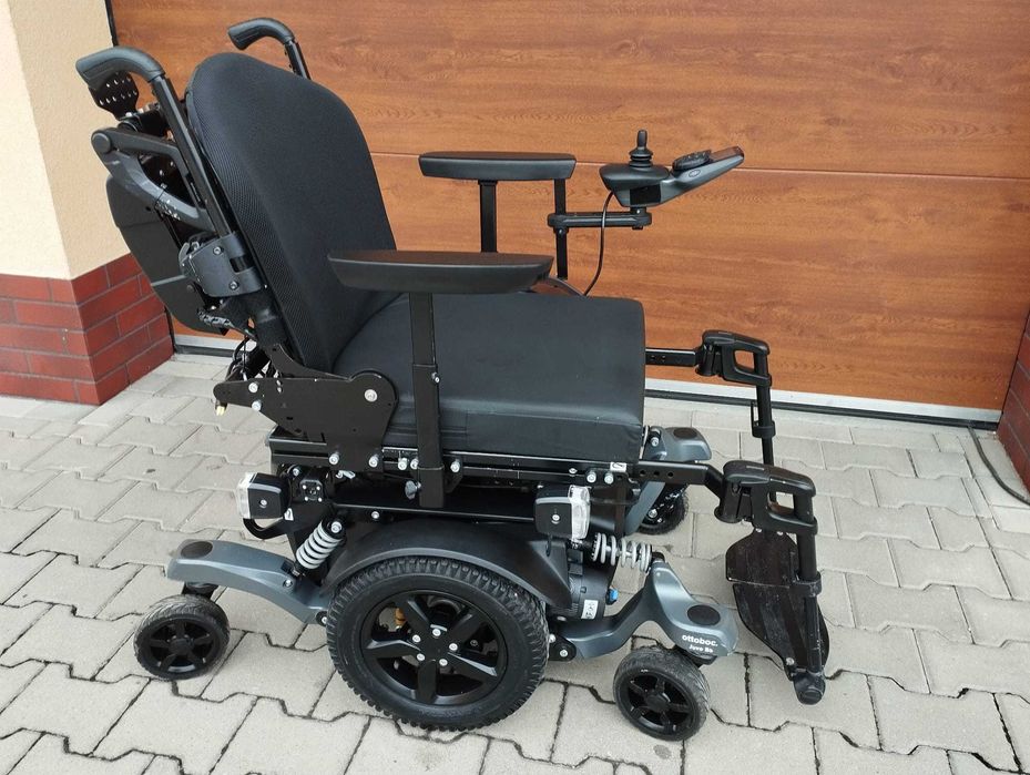 Wózek inwalidzki elektryczny Ottobock Juvo B5 /Używany