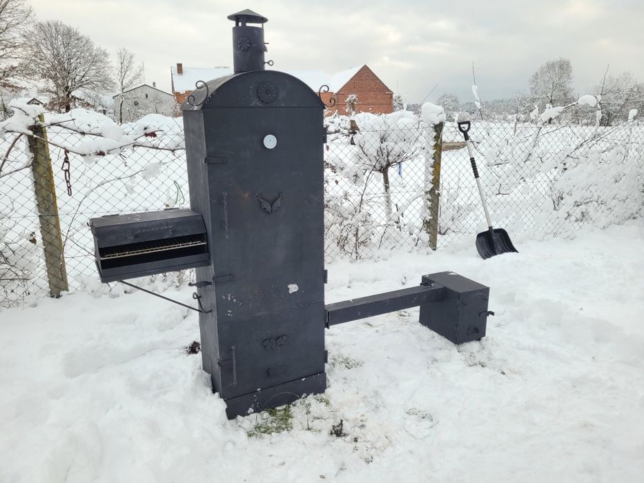 Super, masywna wędzarnia z bocznym paleniskiem