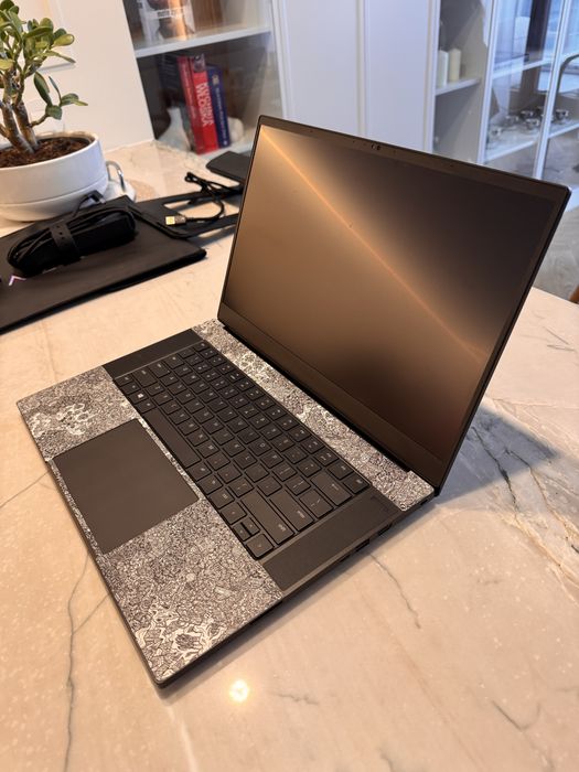 Razer Blade 15 Advanced RTX 3080 / i7 / 32GB RAM / 1TB SSD + akcesoria