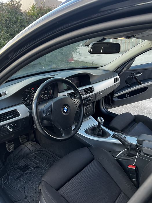BMW 320d E91 LCI Sport Navigation Full extras