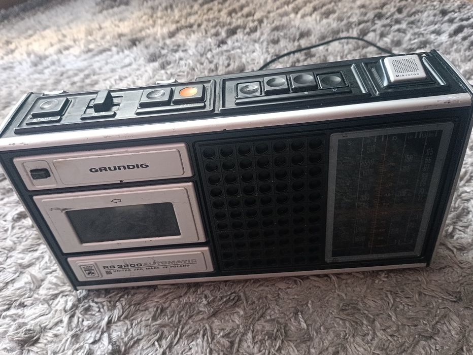 Radiomagnetofon Grundig RB 3200 PRL staroć kolekcjonerski