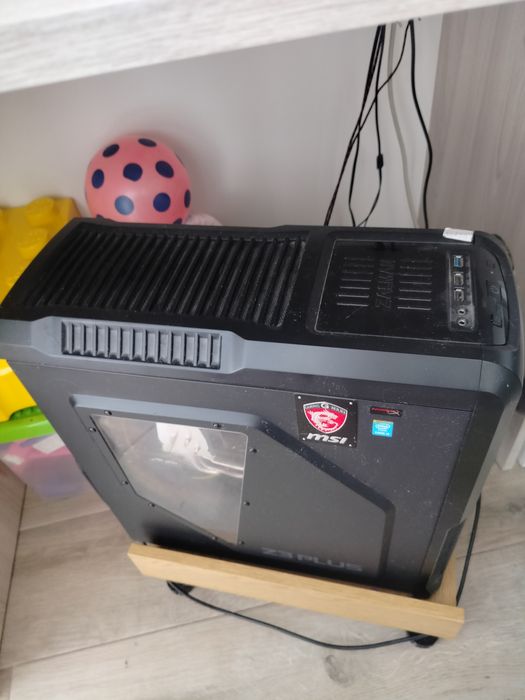 ПК, компьютер, системний блок.