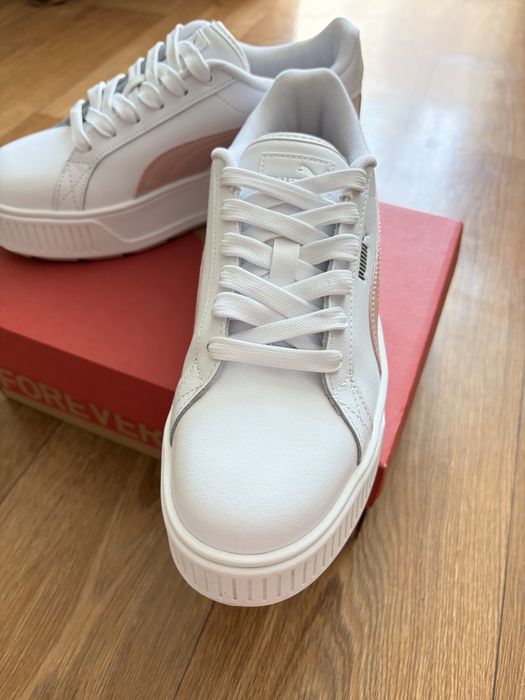 Женские кроссовки Puma