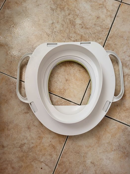 Estrado/ sanita criança