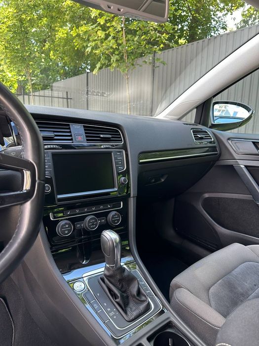 Volkswagen Golf 7