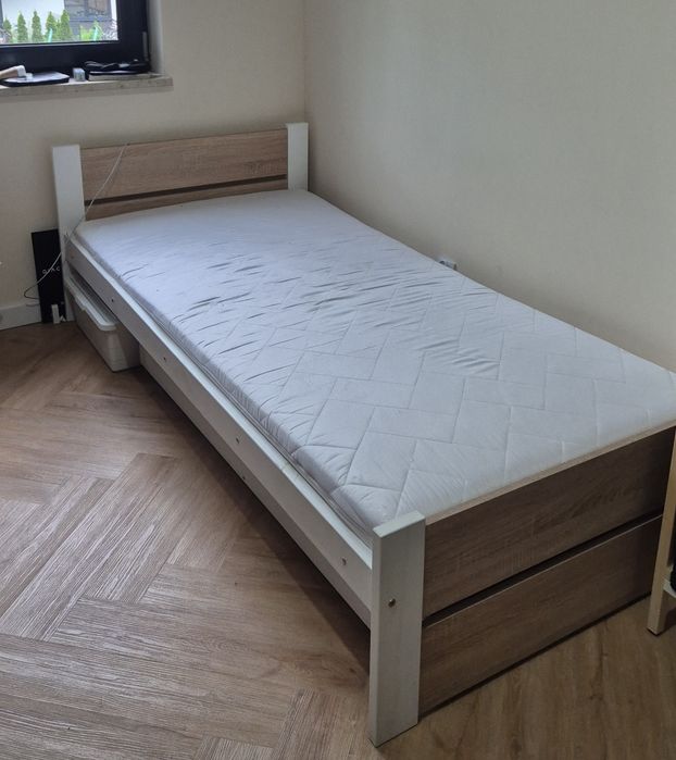 Łóżko 90x200 z materacem i szufladą