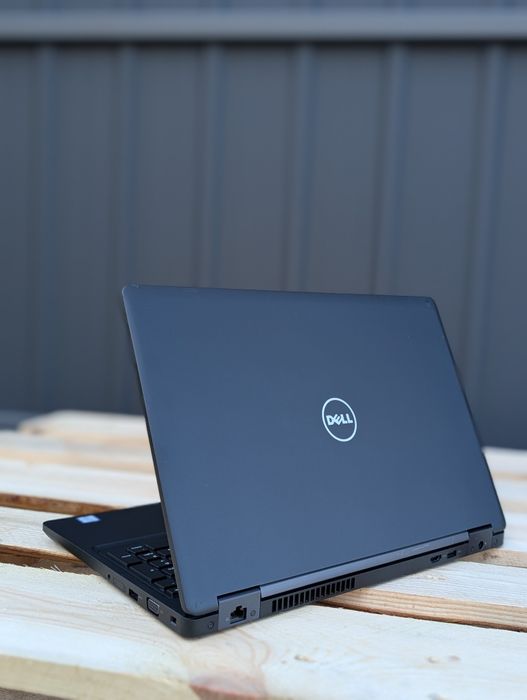 Ноутбук DELL Latitude 5580/15.6/i5-6/8/256/FHD/IPS/Бюджетний.Надійний