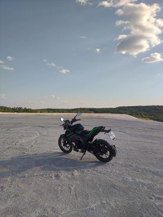 мотоцикл Musstang ST 200 та багато допів