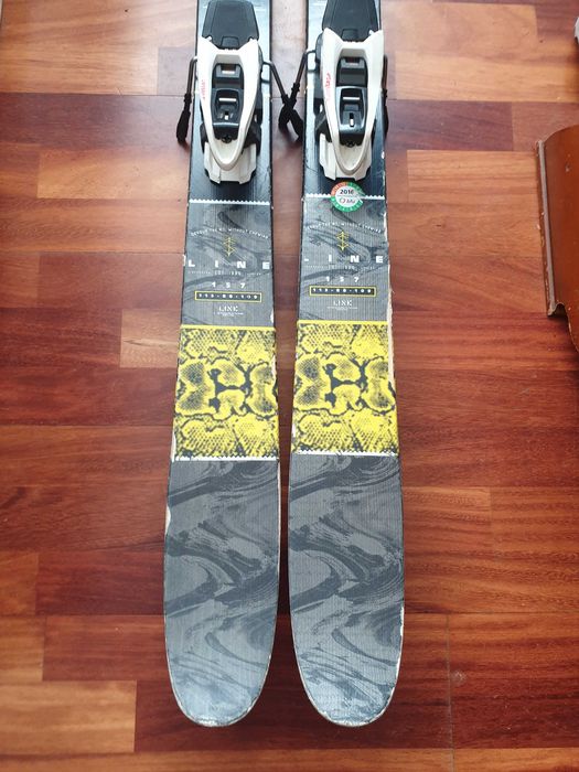 narty freestyle LINE TIGERSNAKE, TWINTIP  157 cm head, volkl 160