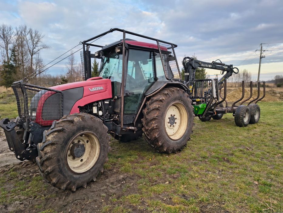 Valtra A92 w wersji leśnej