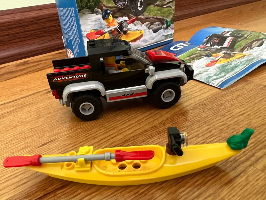 конструктор LEGO City Пригоди на байдарках