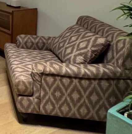 2 cadeirões de tecido