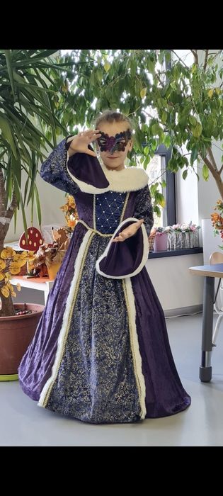 Sukienka karnawalowa