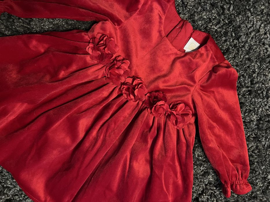 Сукня для дівчинки