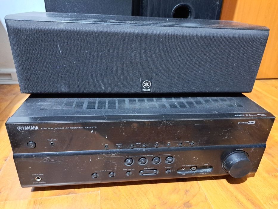 Kino domowe Yamaha RX-V373