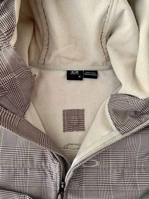 Casaco Oakley - Soft Shell com forro polar