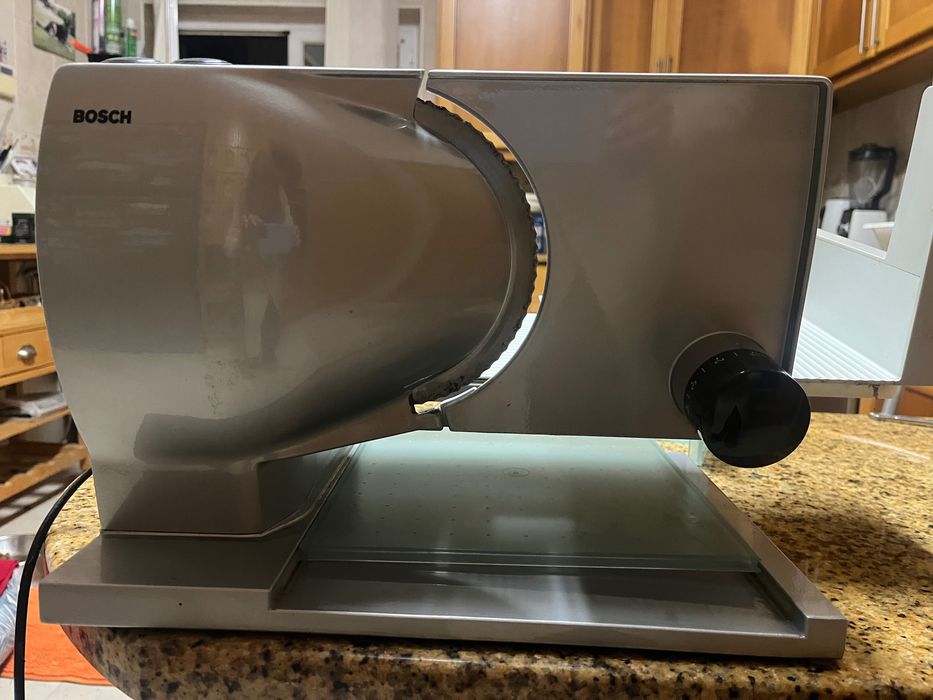 Fiambreira / maquina de cortar fiambre , queijo , carne